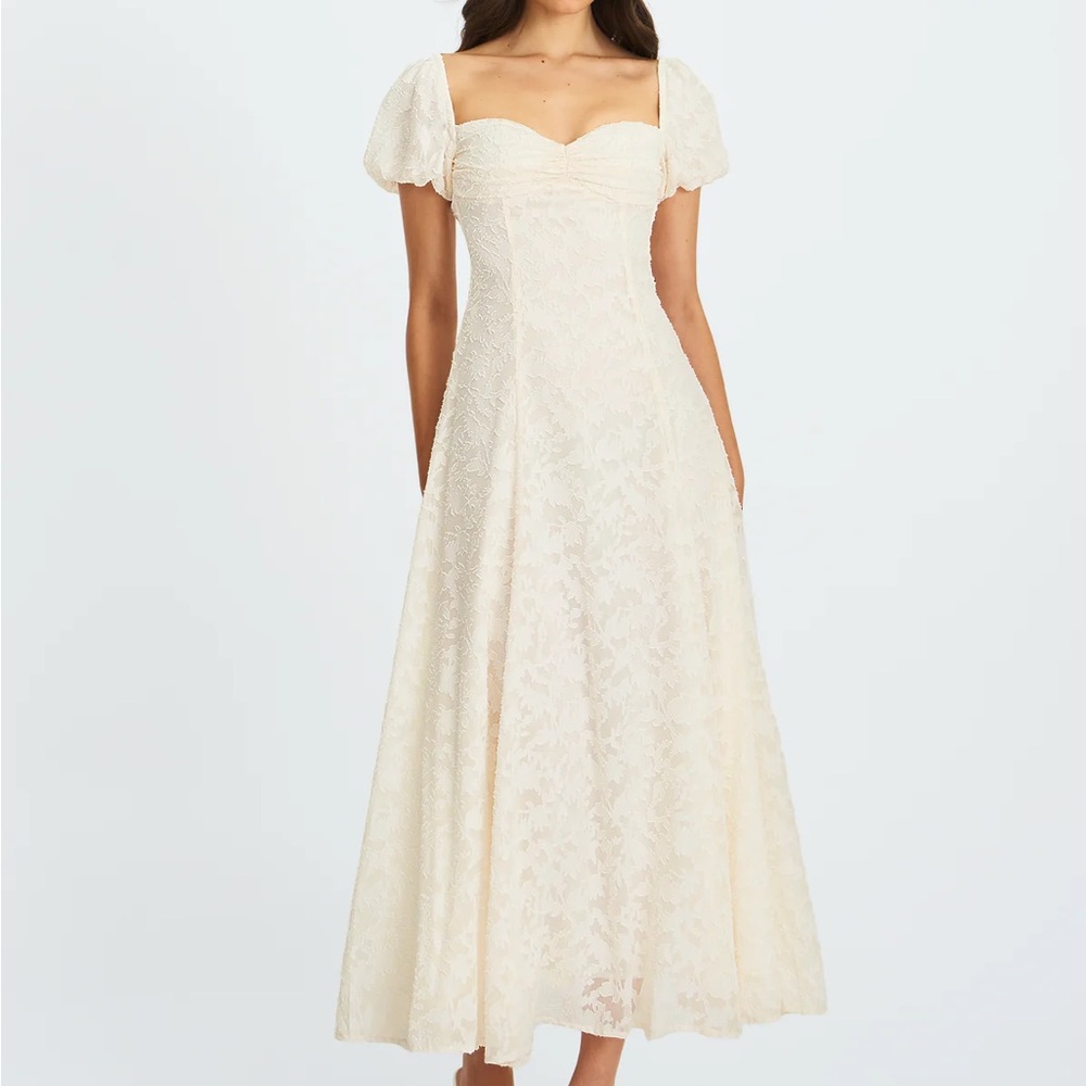 Miss Circle Pandora Cream Bubble Sleeve Backless Maxi Dress